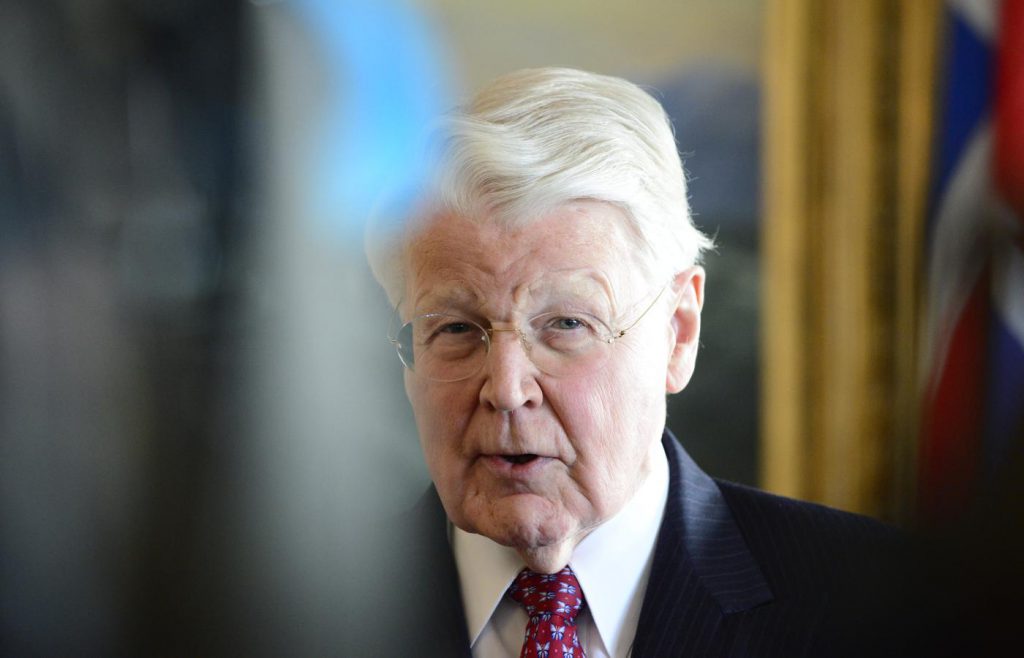 Forsetinn svarar Sigmundi fullum hálsi: Skjalataska ríkisráðs var með í för