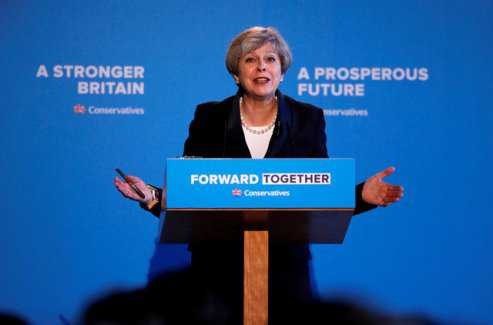 Móti hægri og vinstri – mayisminn í fæðingu