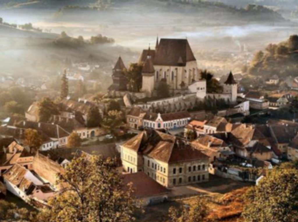 Þorpið Picturesque Biertan í Transylvaníu