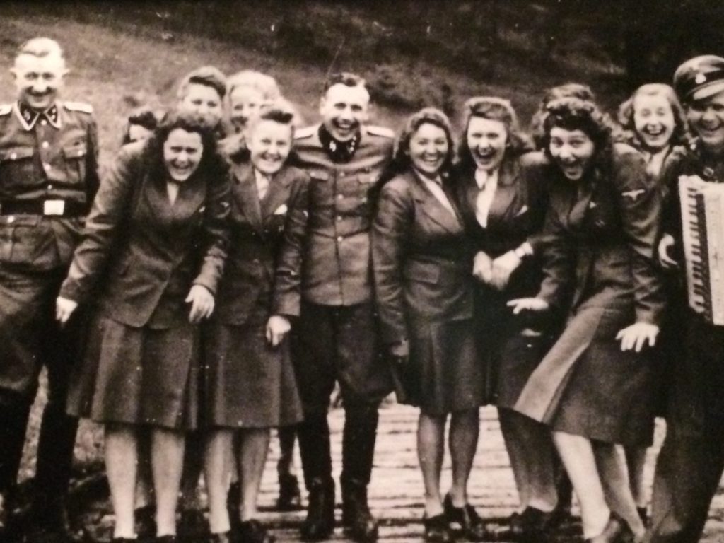 Venjulegt fólk og/eða skrímsli