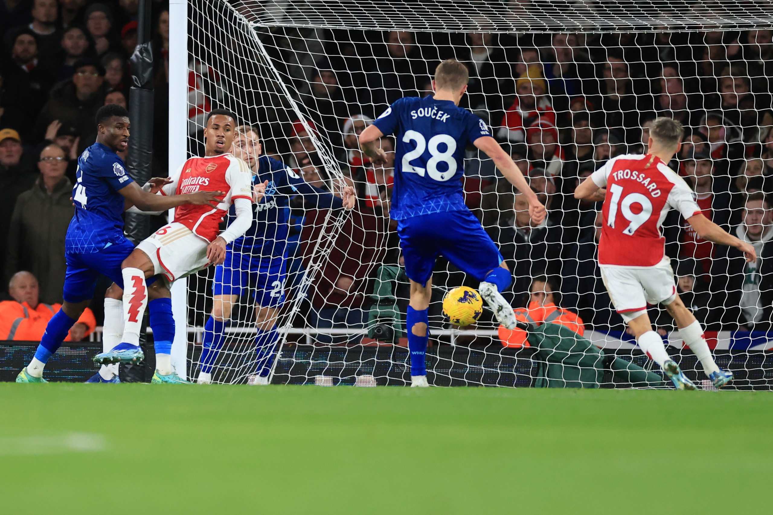 England: West Ham kom sá og sigraði á Emirates - DV