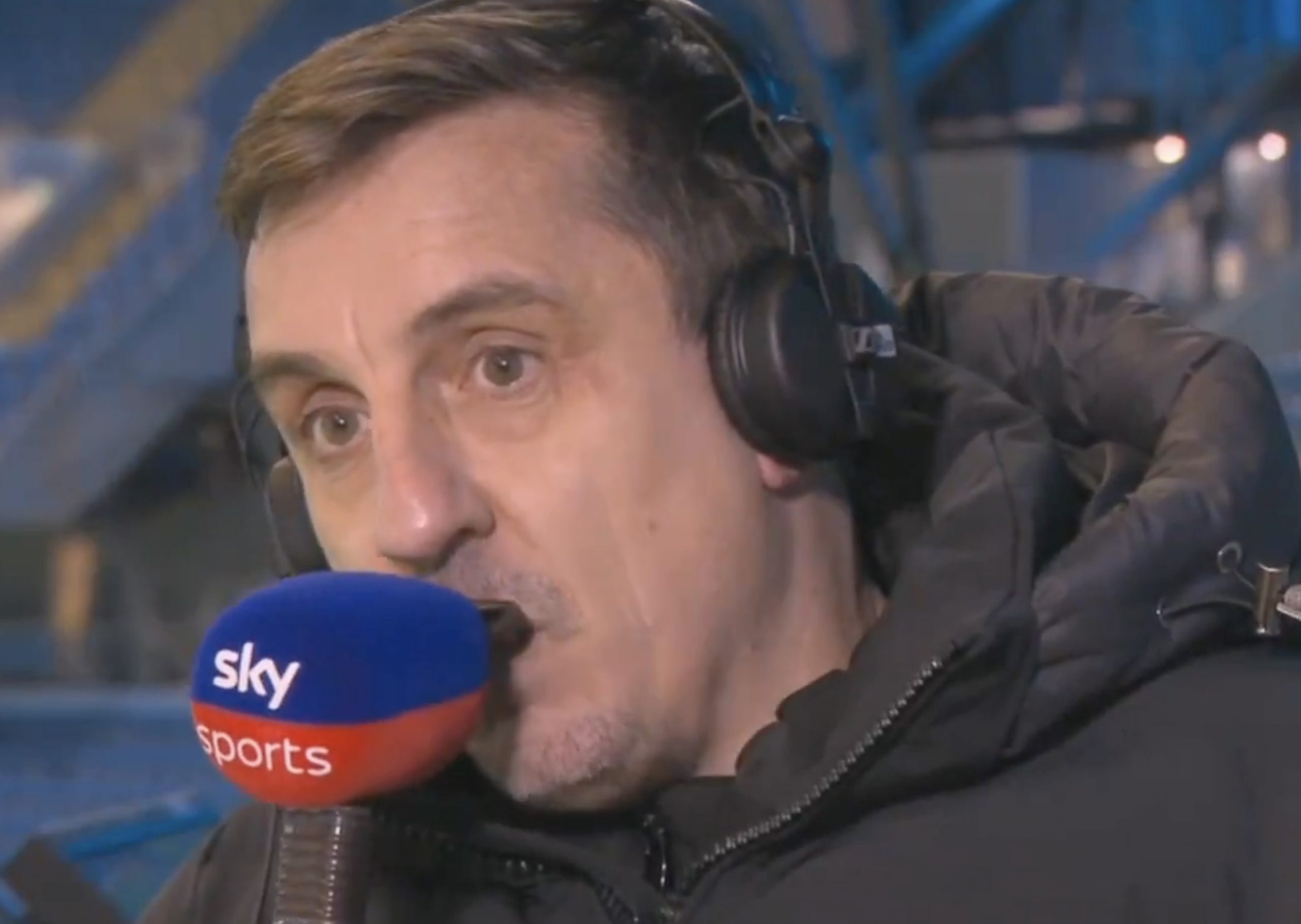 Neville bendir á mann sem hann telur veikan hlekk í liði Arsenal í dag