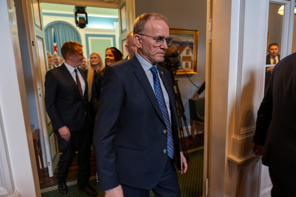 Guðbrandur segir af sér þingmennsku vegna tilraunar til vændiskaupa