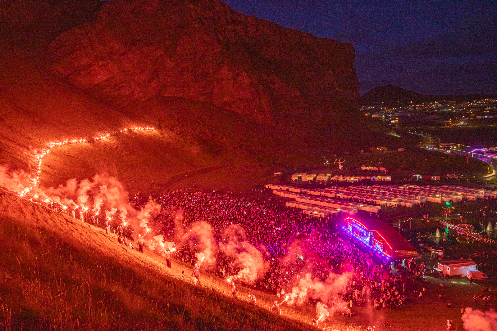 Gagnrýna rannsókn lögreglu á alvarlegri líkamsárás á Þjóðhátíð