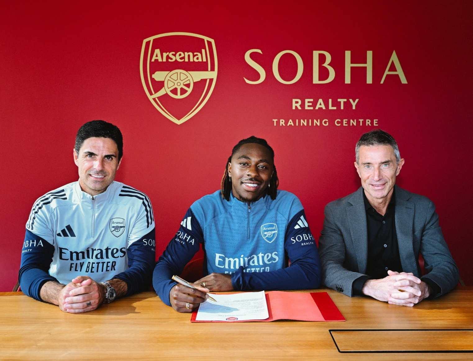 Eze staðfestur hjá Arsenal