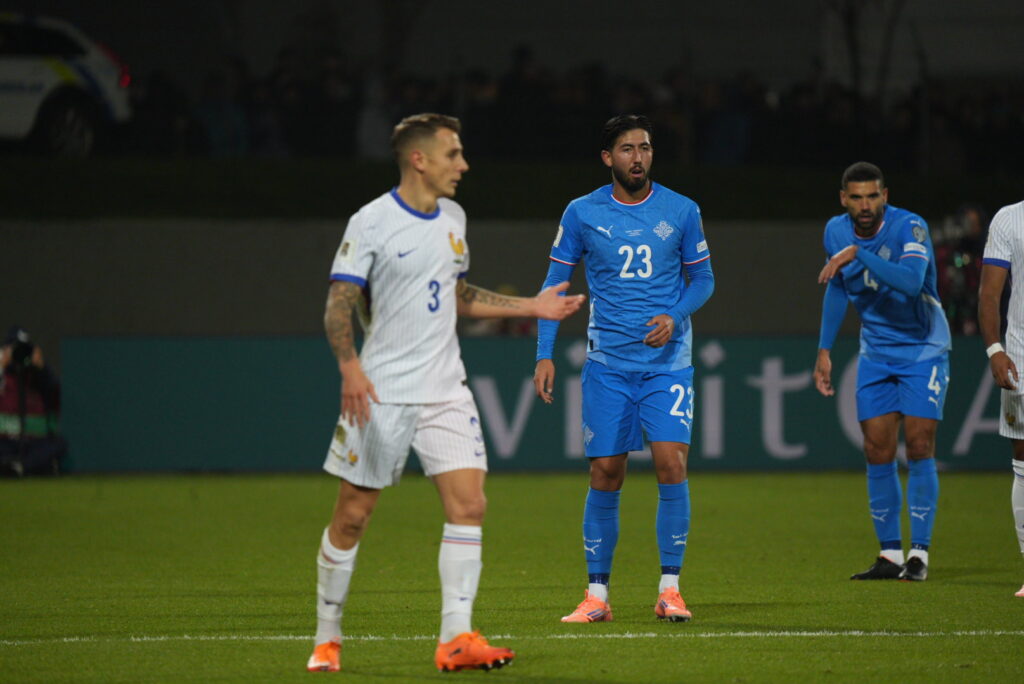 Ein goðsögn út en önnur inn hjá íslenska landsliðsmanninum