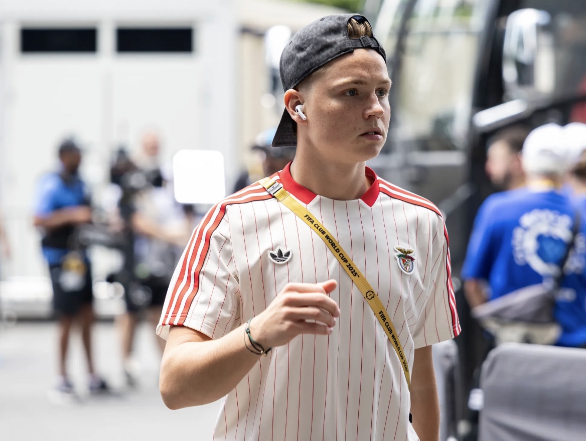 Á von á dómi og viðurkennir að hafa deilt myndefni af ólögráða einstaklingum