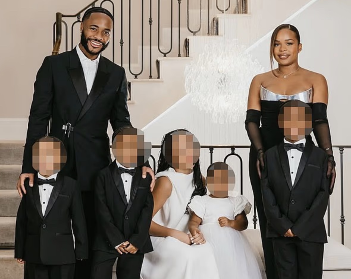 Brotist inn á meðan hann var heima með börnin sín