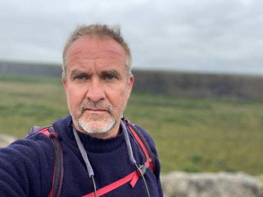 „Við sigldum í burtu, en fórum aldrei frá Flateyri“