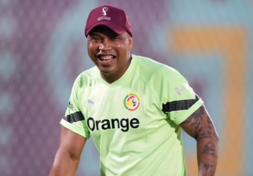 Ekki greitt meðlag í fleiri mánuði og gæti endað bak við lás og slá