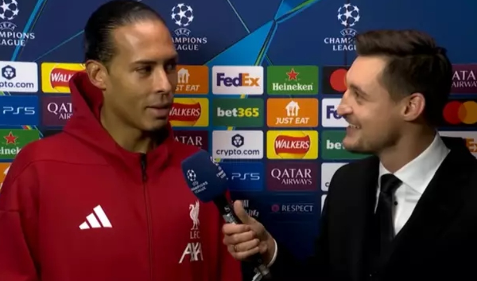 Kom Van Dijk í opna skjöldu í viðtali – Myndband