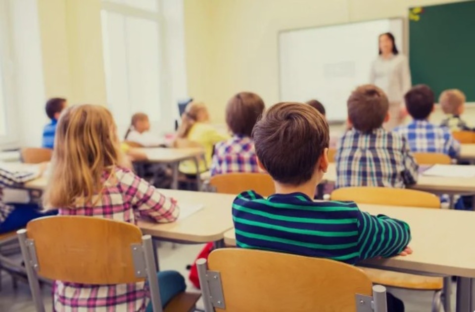 Lenti í óvæntu veseni eftir setu í stjórn foreldrafélags með háttsettum einstaklingi