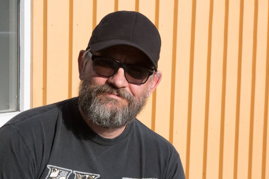 Davíð segir illa farið með gamla fólkið og nefnir dæmi: „Dó sem útlendingur uppi á Skaga tveimur vikum síðar“