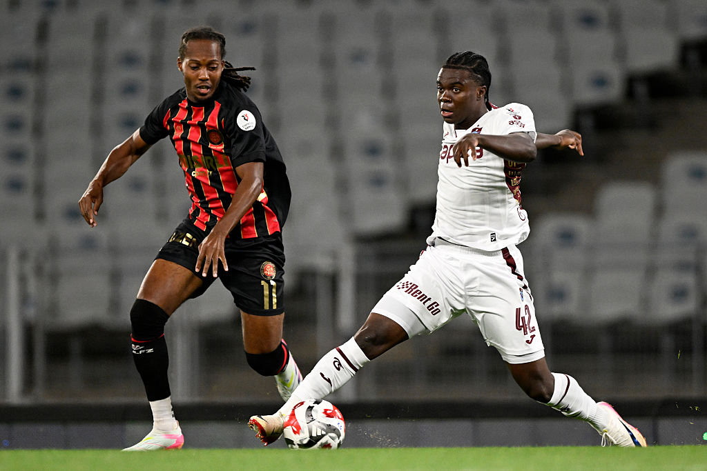 United vilja leikmann frá Fílabeinsströndinni – City hefur líka áhuga