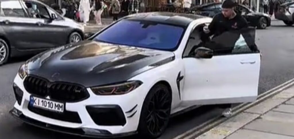 Gómaður án ökuréttinda á 20 milljóna króna bíl sem var sagður í hættulegu ástandi