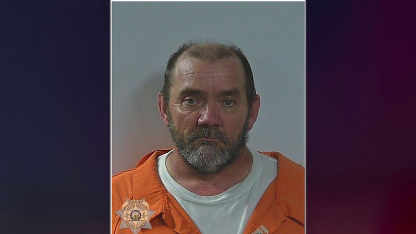 Framdi óskiljanlegan glæp gegn börnum sínum og heimiliskettinum