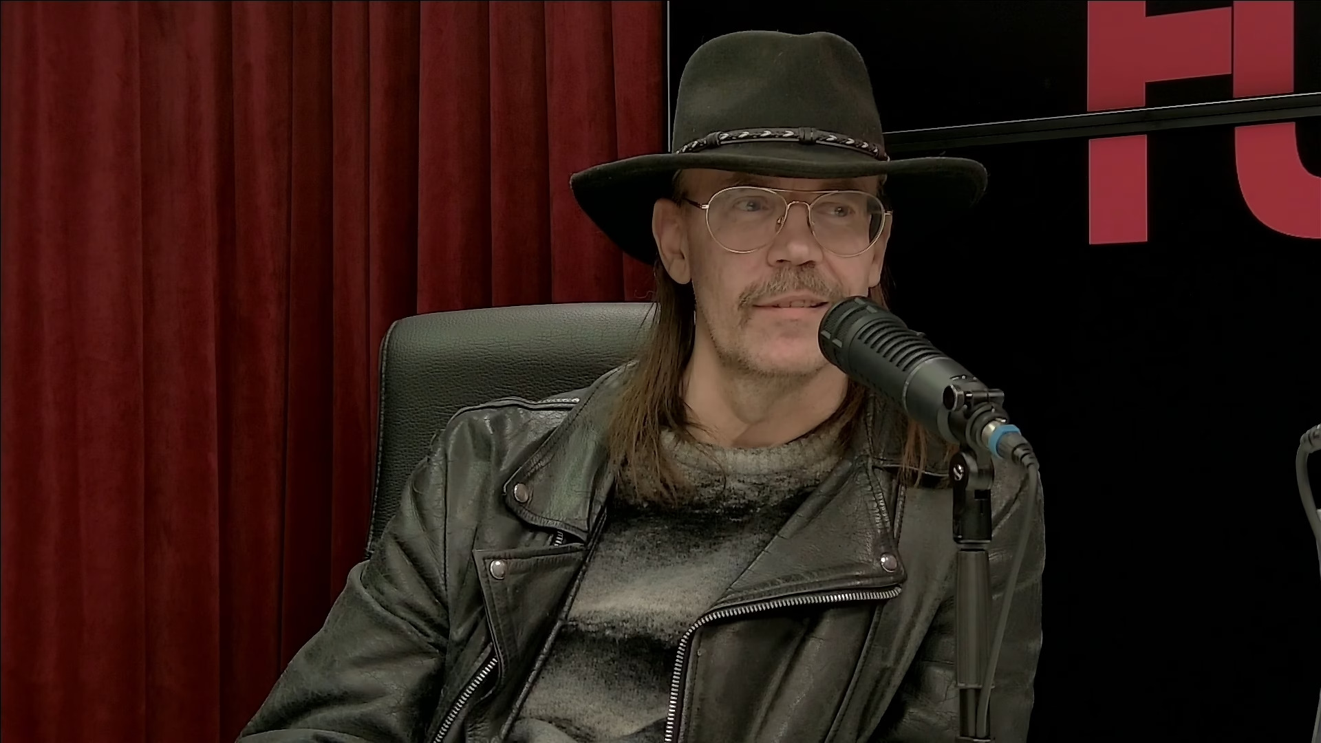 „Maður á að tækla raunveruleikann edrú“