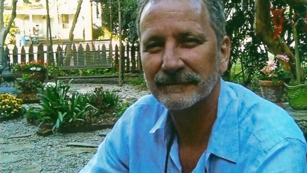 Greg fannst látinn á hótelherbergi og var talinn hafa fengið slag – Tveimur árum síðar kom ótrúleg dánarorsök hans í ljós