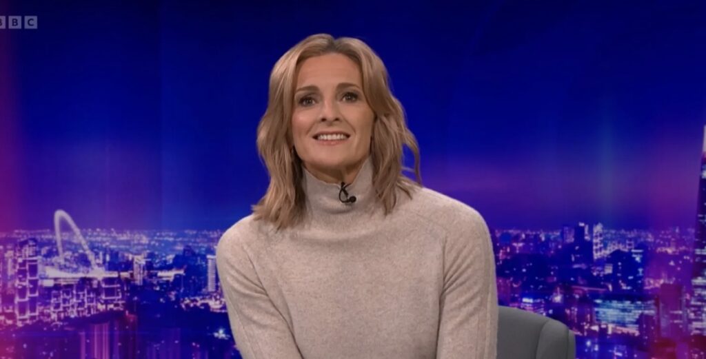 Rauk út úr beinni útsendingu í gær vegna neyðarástands í fjölskyldunni – Andlát pabba hennar nú staðfest