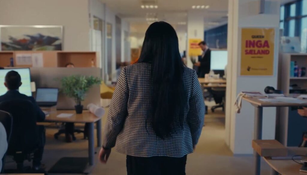 Þjóðin virðist almennt ánægð með Skaupið – „Hvað þær ná okkur skemmtilega“