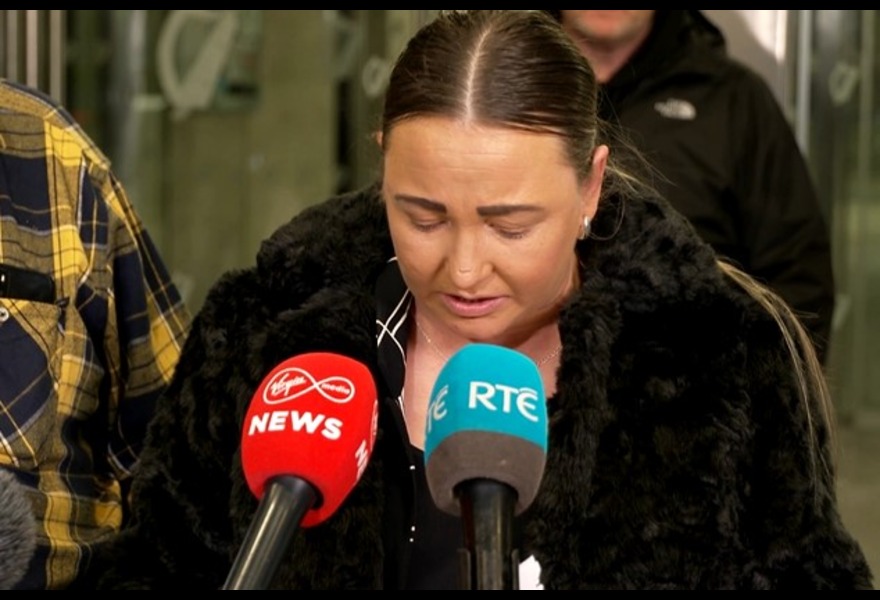 Vegna veikinda neyddist móðir til að senda son sinn til föður hans og stjúpmóður – Hún mun sjá eftir því alla ævi