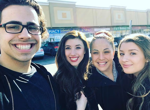 Móðir í sárum eftir að 26 ára syni hennar var veitt dánaraðstoð