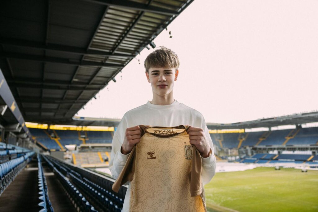 Ungur HK-ingur til danska stórliðsins