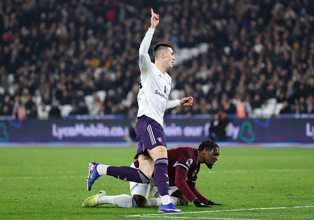 Sesko bjargaði stigi fyrir United í London