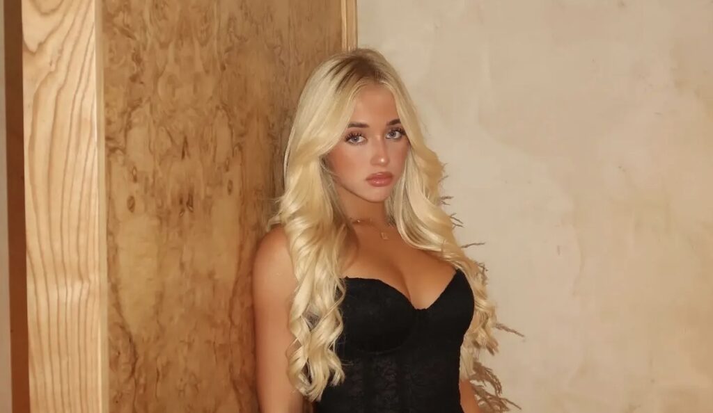 Hrokafull kærastan vekur upp reiði – Svona hugsar hún til fólks sem á lítið af pening