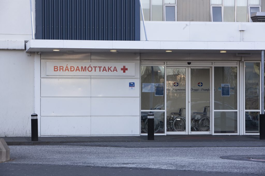 „Þessar alvarlegu yfirlýsingar landlæknis voru hunsaðar. Síðan hefur staðan ekki batnað, heldur versnað.