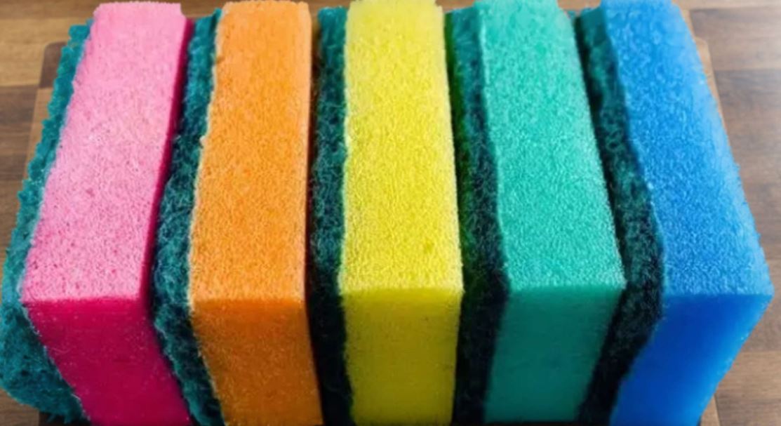 Vissir þú að liturinn á eldhússvömpunum skiptir miklu máli?