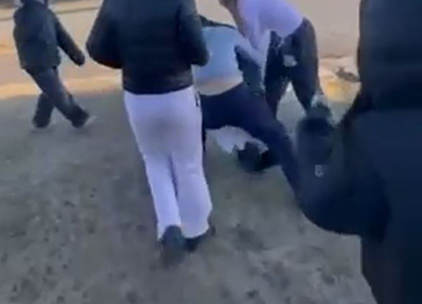 Hópur ungmenna ofsækir 11 ára stelpu í Kópavogi – „Beinlínis verið að hvetja krakka til að sitja um hana“