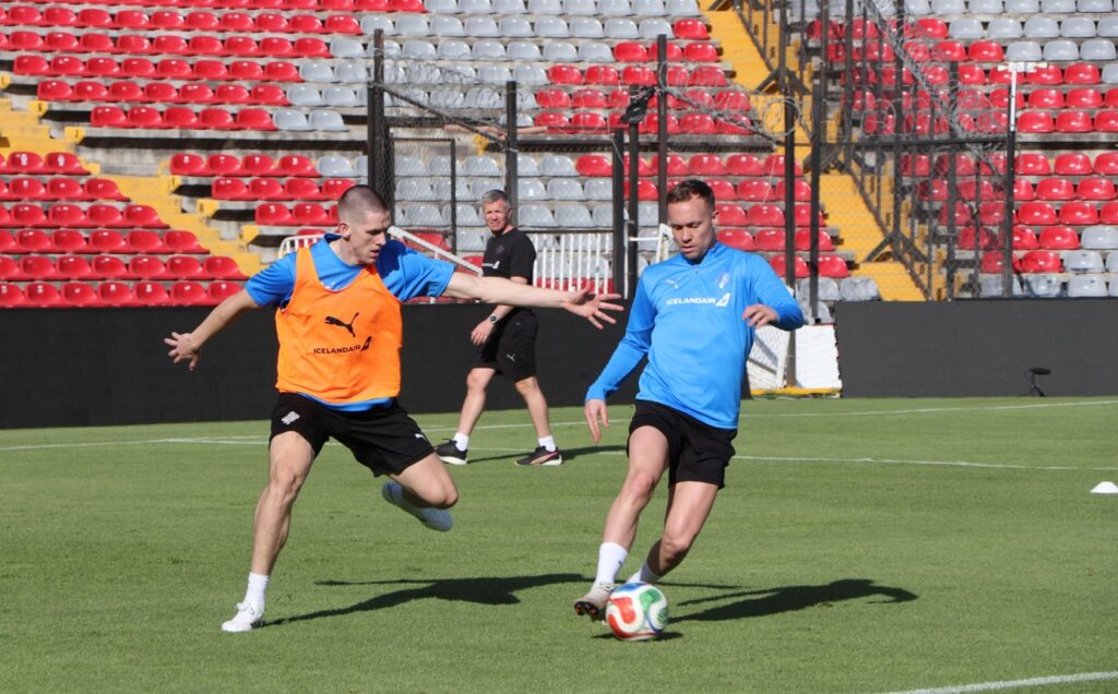 Afar takmörkuð trú á Íslandi