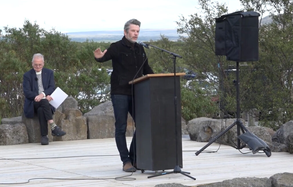 Steingrímur Hermannsson, upptaka frá kvöldgöngu með Guðna Ágústssyni á Þingvöllum