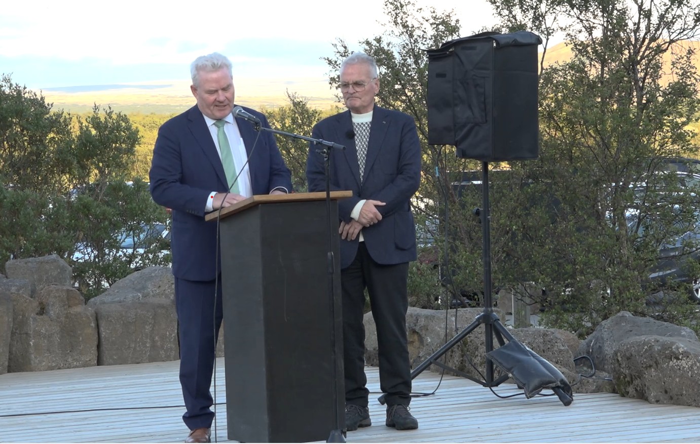 Steingrímur Hermannsson, upptaka frá kvöldgöngu með Guðna Ágústssyni á Þingvöllum
