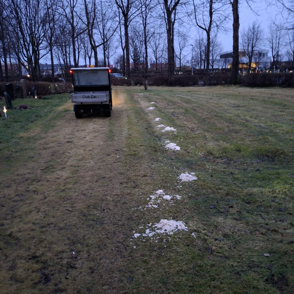 Kirkjugarðar Reykjavíkur biðla til fólks að hætta þessu – Sjáðu myndirnar