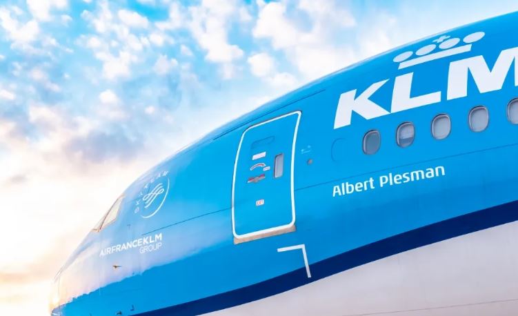 Flugvél á leið til Mexíkó gerði neyðarlendingu í Keflavík