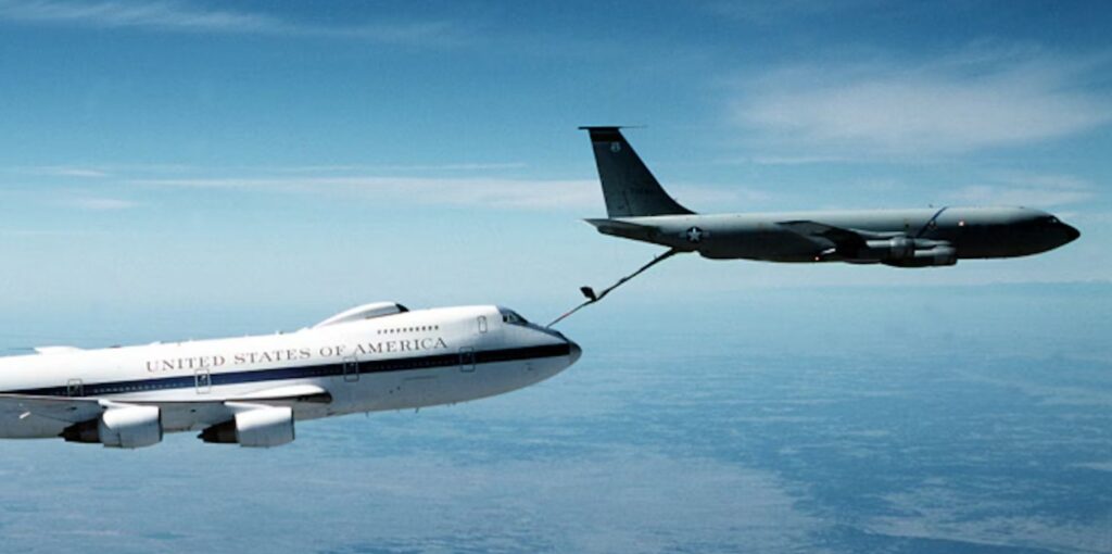 Trump er með „dómsdagsflugvélina“ tilbúna