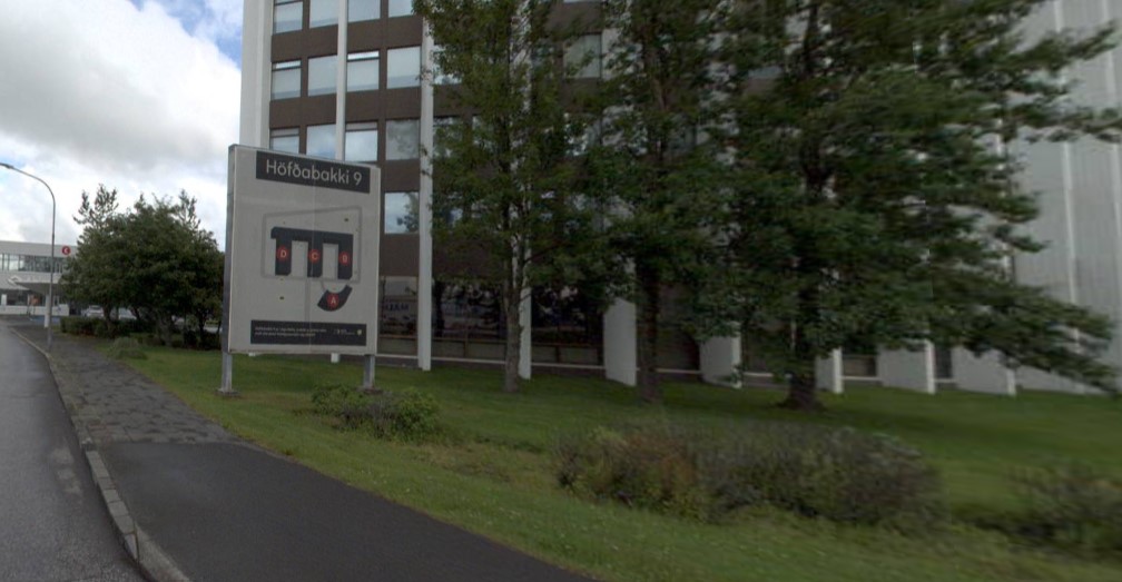 Forsvarsmenn huldufyrirtækis sem skuldar lífeyrissjóði finnast ekki