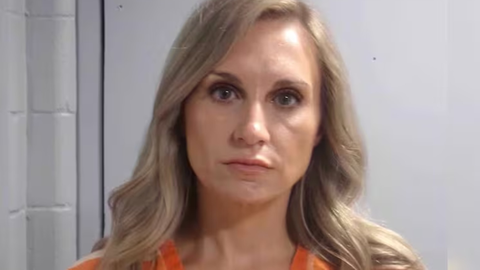 Borgarstjóri í klípu eftir að hún tældi besta vin 16 ára sonar síns – Lét svo DoorDash skutla til sín neyðargetnaðarvörn