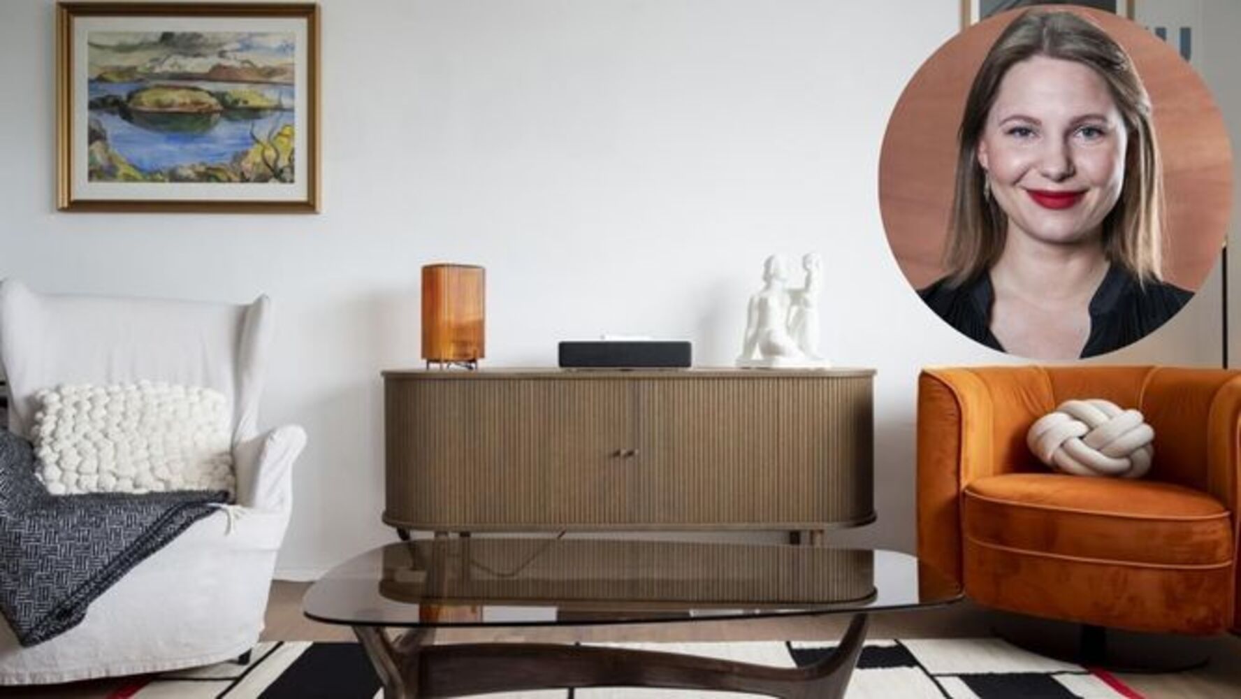 Ragnhildur Alda María flytur sig um set