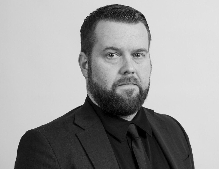 Sakar mæðgur um að hafa birt dánartilkynningu um sig í Morgunblaðinu